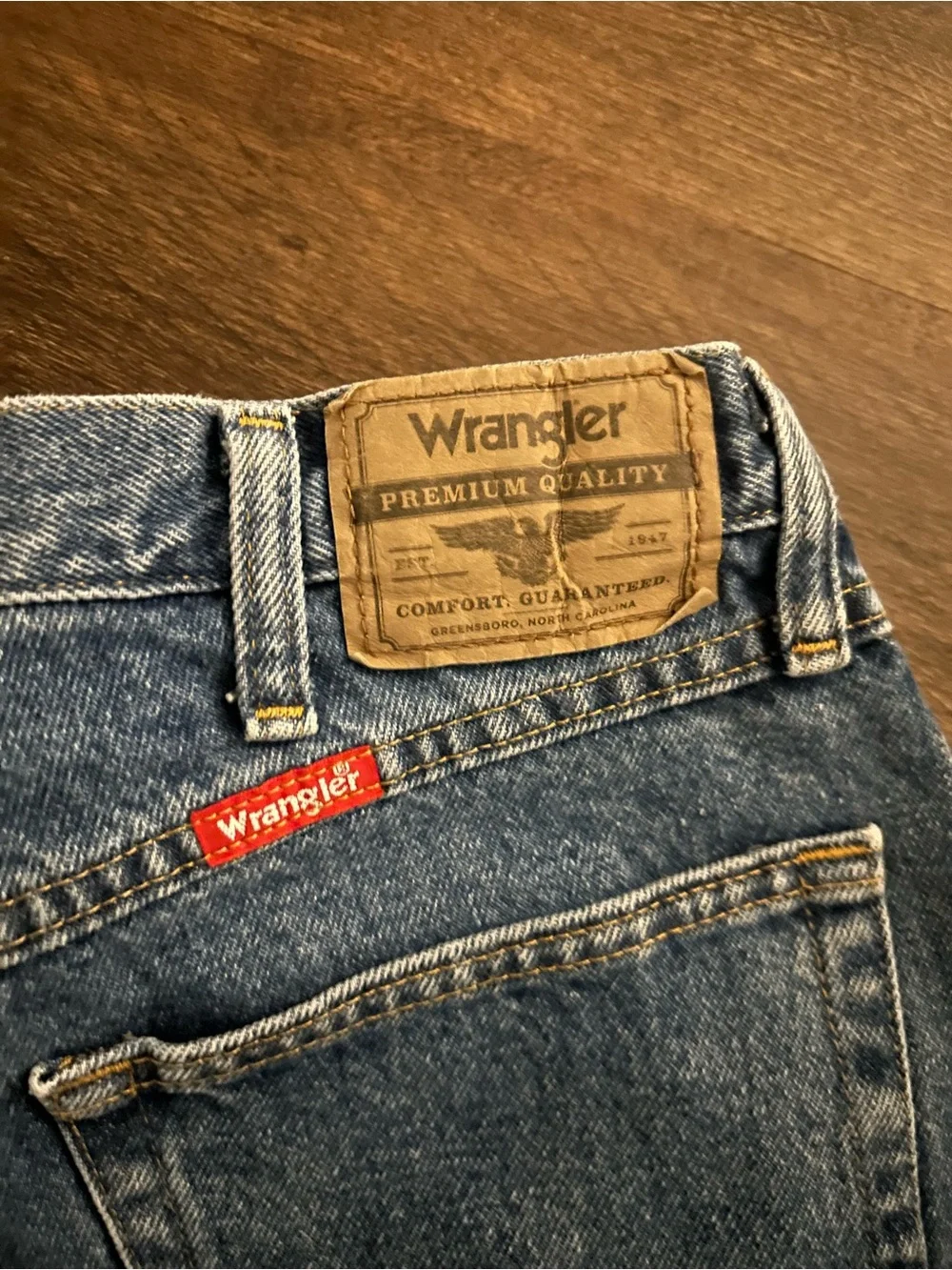 Wrangler Men's Relaxed Fit Light Blue Denim Jeans
